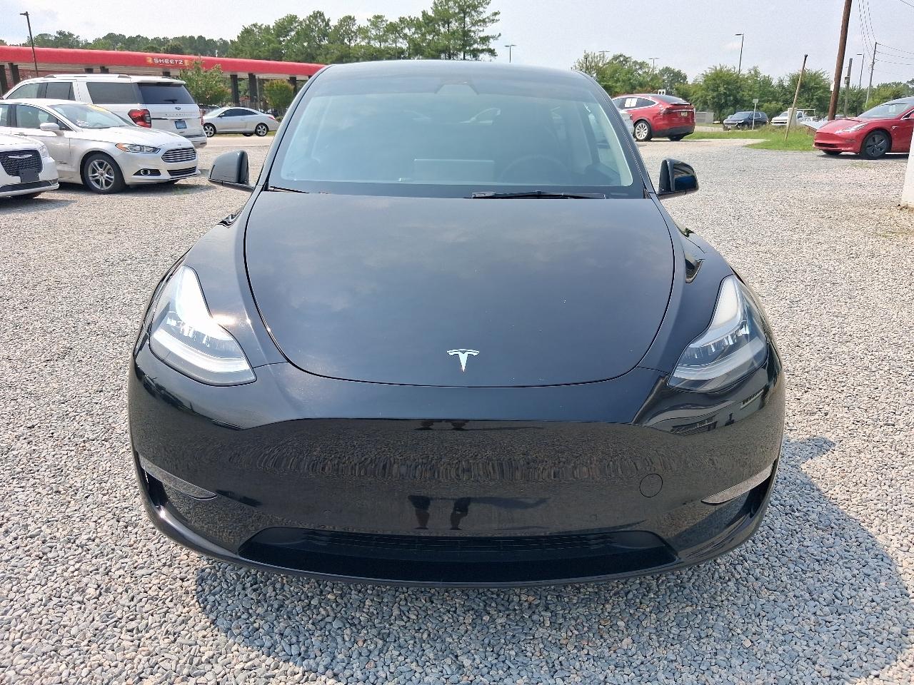 Tesla Model Y  2021