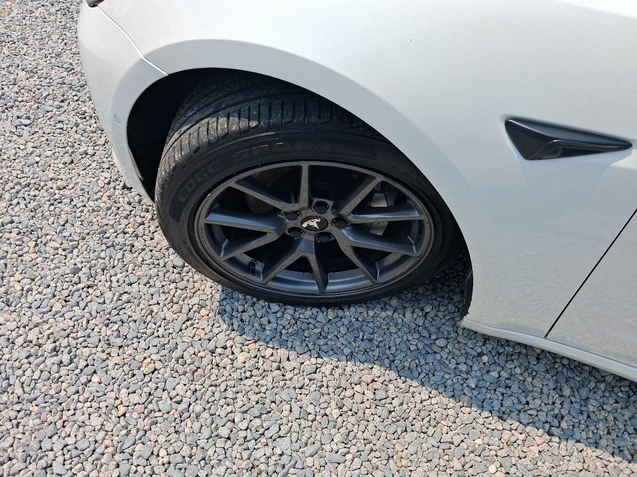 Tesla Model 3 Long Range 4D Sedan AWD 2021
