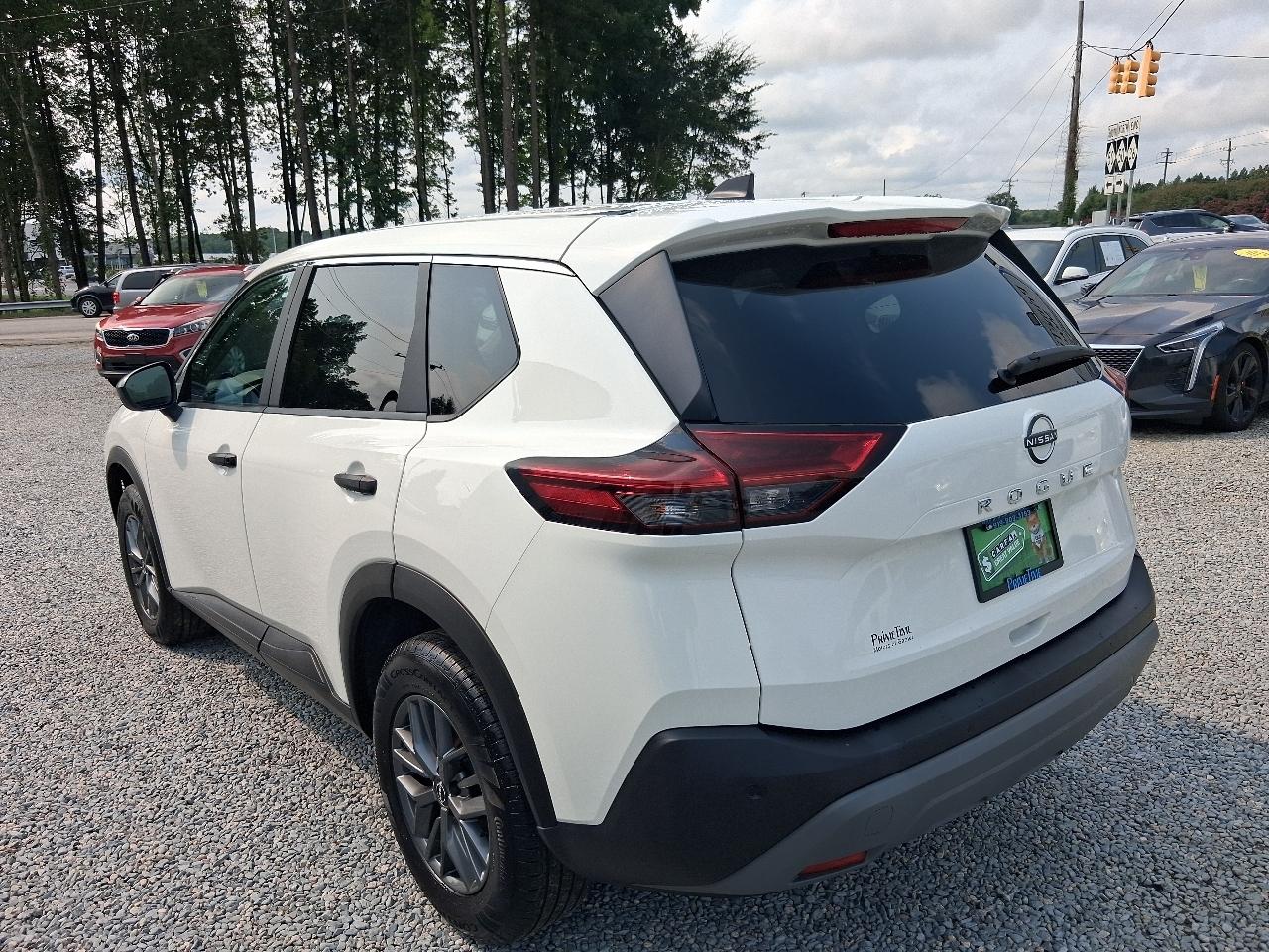 Nissan Rogue FWD 4dr S 2023