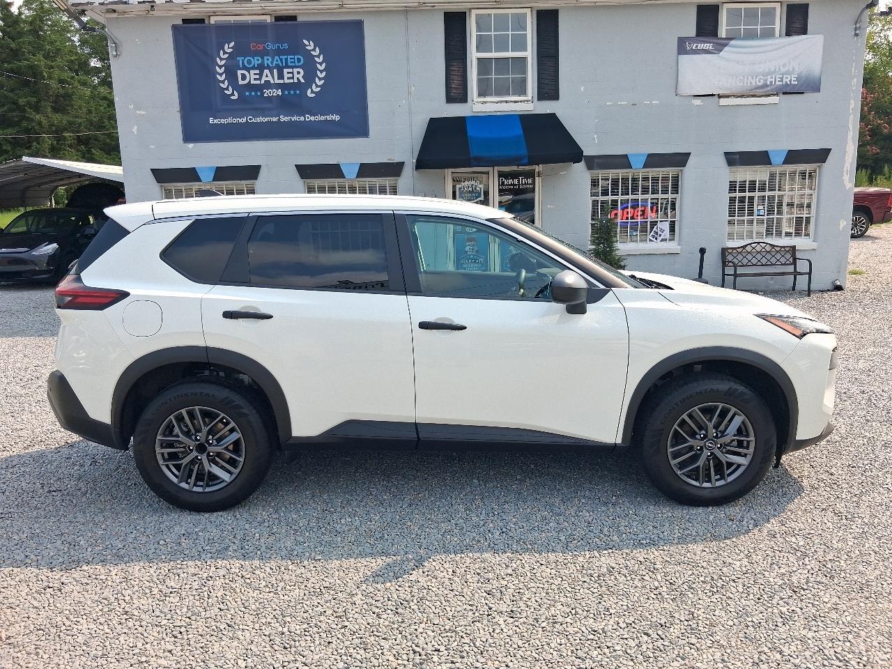 Nissan Rogue FWD 4dr S 2023