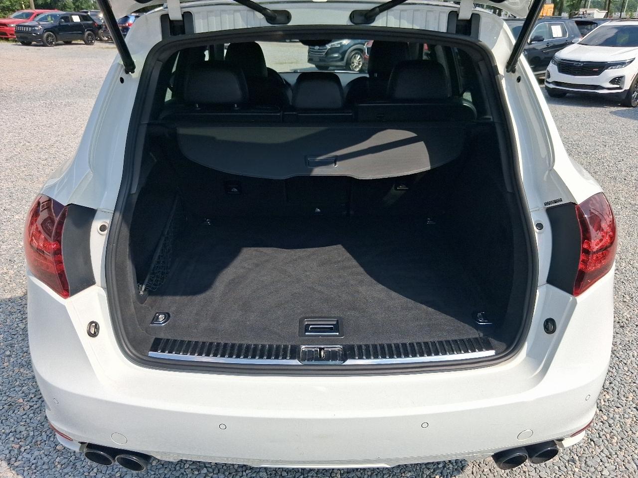 Porsche Cayenne GTS 4D SUV 2013