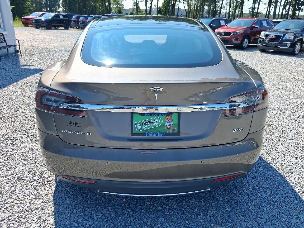 Tesla Model S  2015