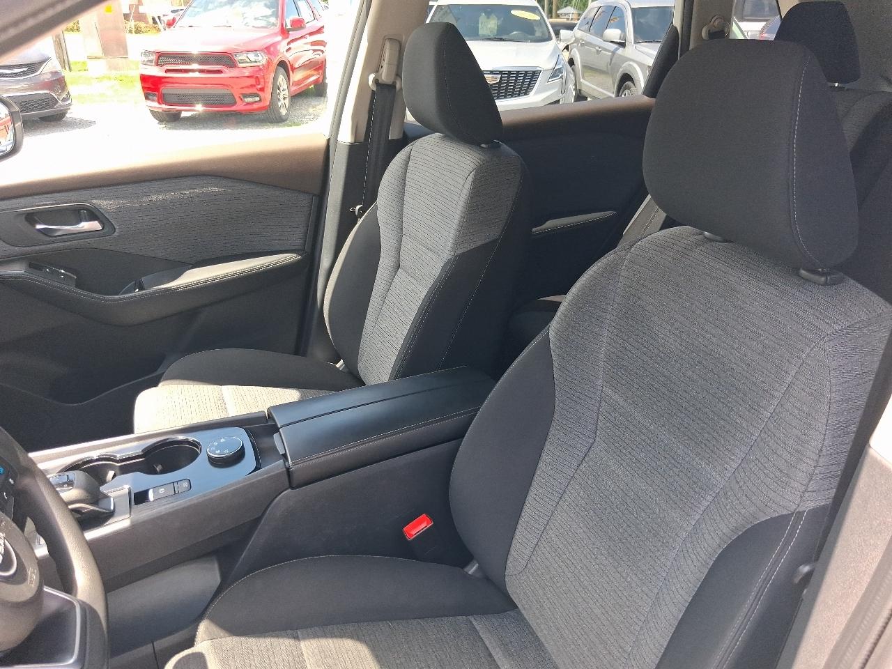 Nissan Rogue AWD SV 2023