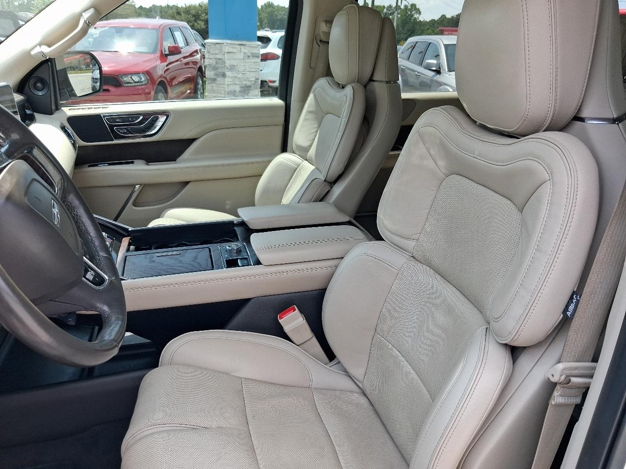Lincoln Navigator 4WD 4dr Reserve 2018