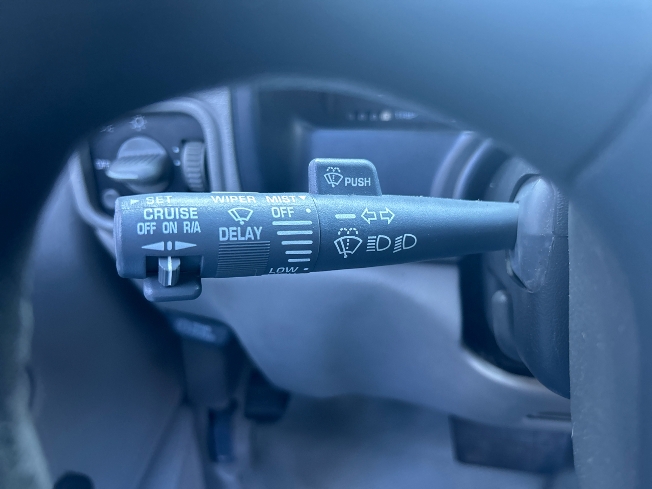 GMC Sierra Classic 2500 Reg. Cab 2WD 2000 GMC Sierra Classic 2500 Reg. Cab 2WD 2000