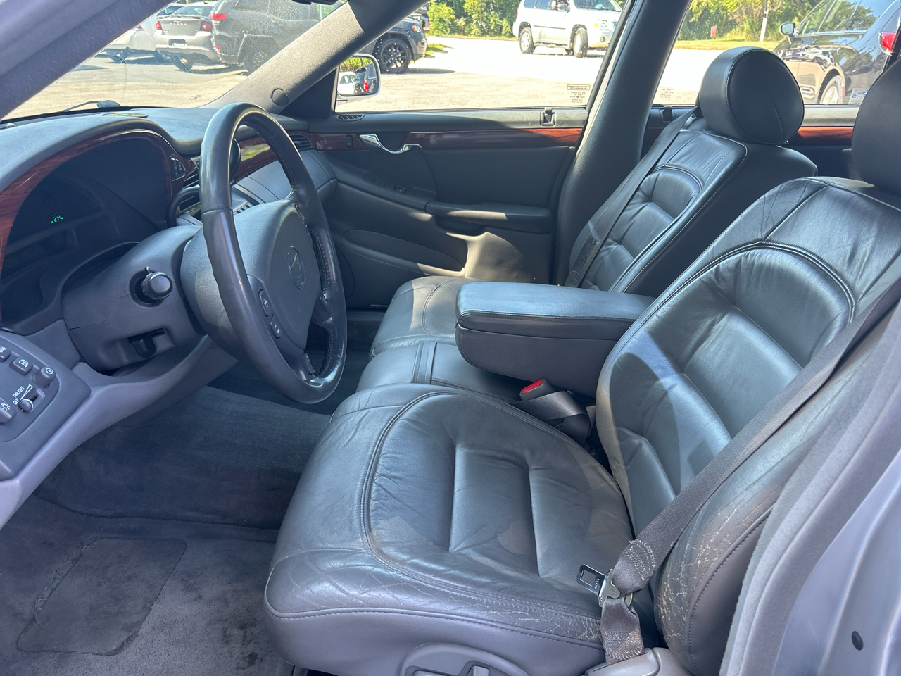 Cadillac DeVille Sedan 2002 Cadillac DeVille Sedan 2002