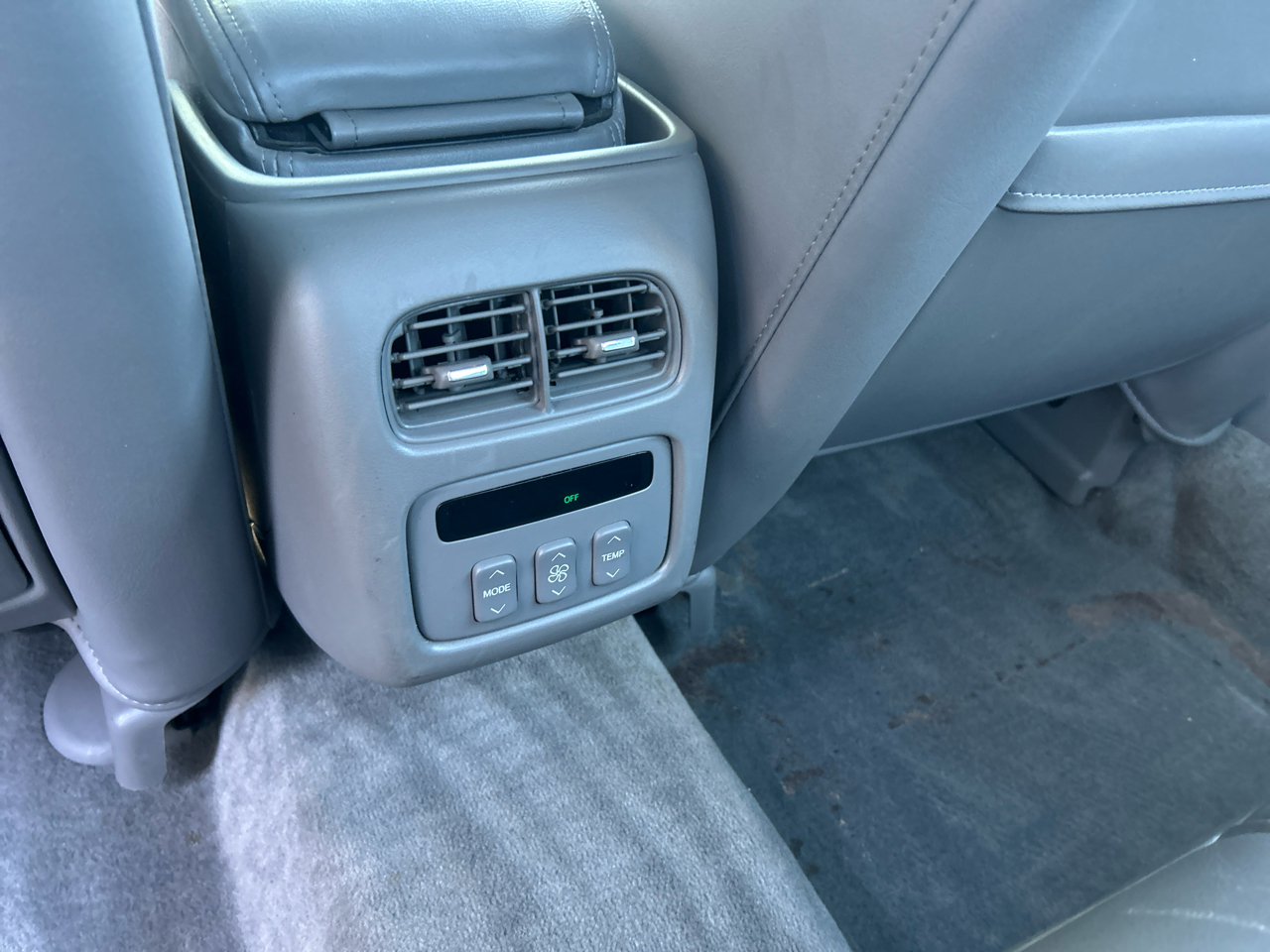 Cadillac DeVille Sedan 2002 Cadillac DeVille Sedan 2002