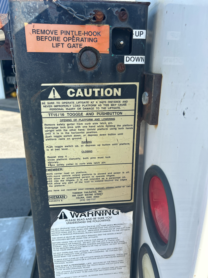 Ford F-350 SD Lariat Crew Cab 4WD 2005 Ford F-350 SD Lariat Crew Cab 4WD 2005