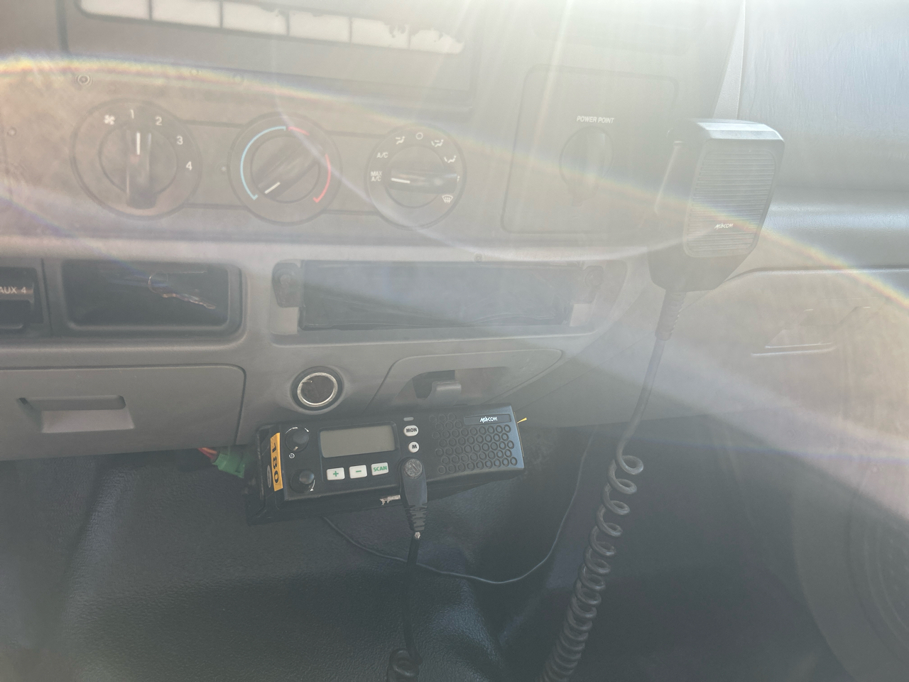 Ford F-350 SD Lariat Crew Cab 4WD 2005 Ford F-350 SD Lariat Crew Cab 4WD 2005