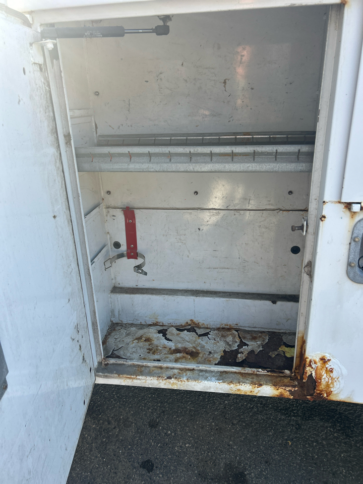 Ford F-350 SD Lariat Crew Cab 4WD 2005 Ford F-350 SD Lariat Crew Cab 4WD 2005