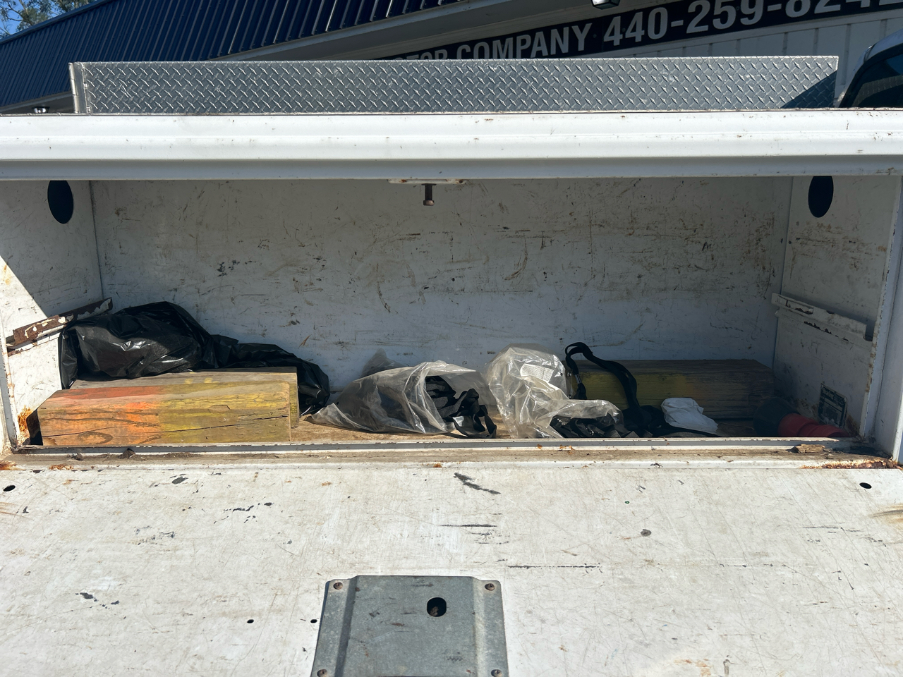 Ford F-350 SD Lariat Crew Cab 4WD 2005 Ford F-350 SD Lariat Crew Cab 4WD 2005