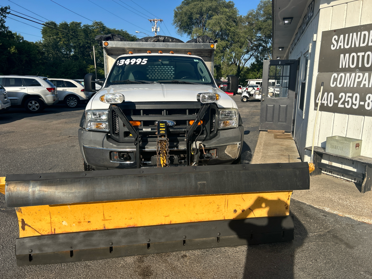 2006 Ford F-550 Regular Cab 4WD DRW