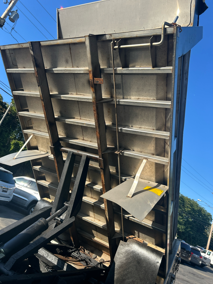 Ford F-550 Regular Cab 4WD DRW 2006 Ford F-550 Regular Cab 4WD DRW 2006