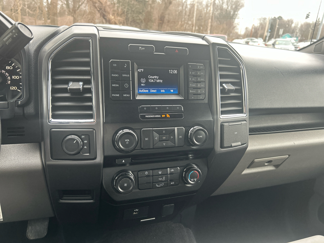 Ford F-150 Lariat SuperCrew 5.5-ft. Bed 4WD 2016