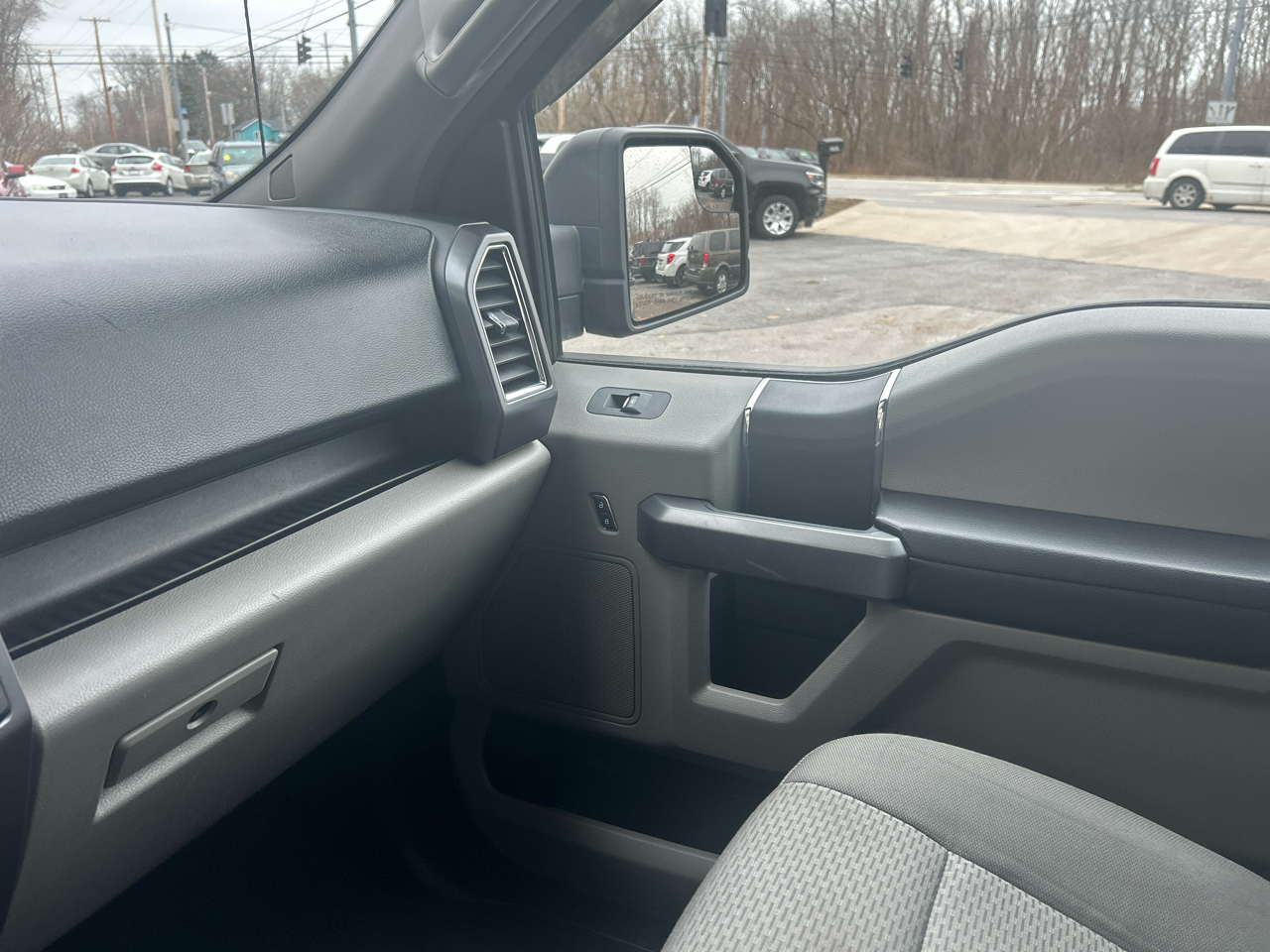 Ford F-150 Lariat SuperCrew 5.5-ft. Bed 4WD 2016