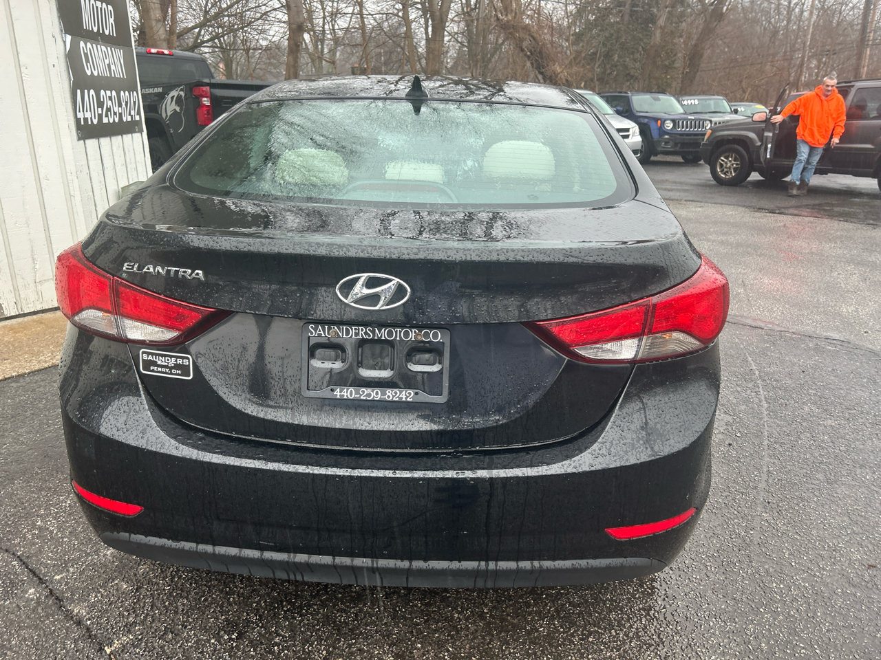 Hyundai Elantra SE 6AT 2015