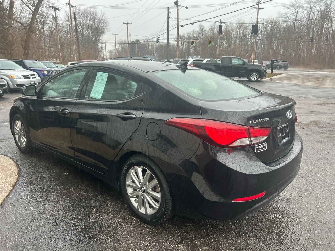 Hyundai Elantra SE 6AT 2015