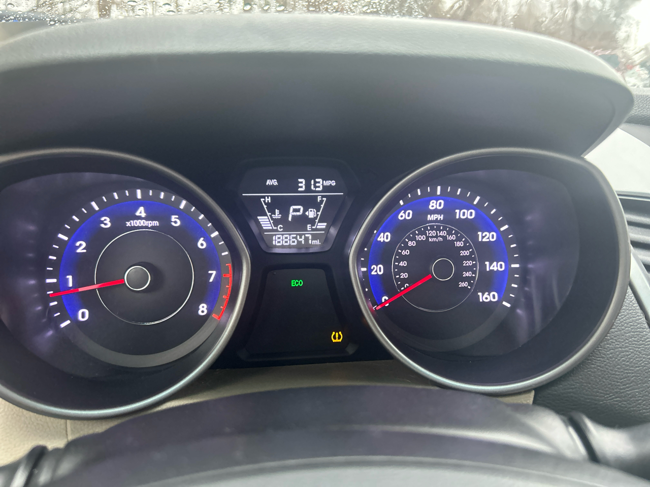 Hyundai Elantra SE 6AT 2015