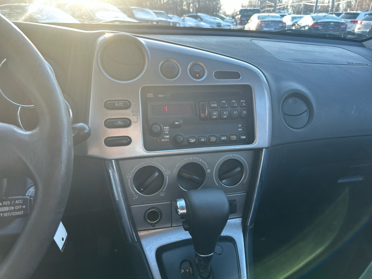 Pontiac Vibe Base 2004