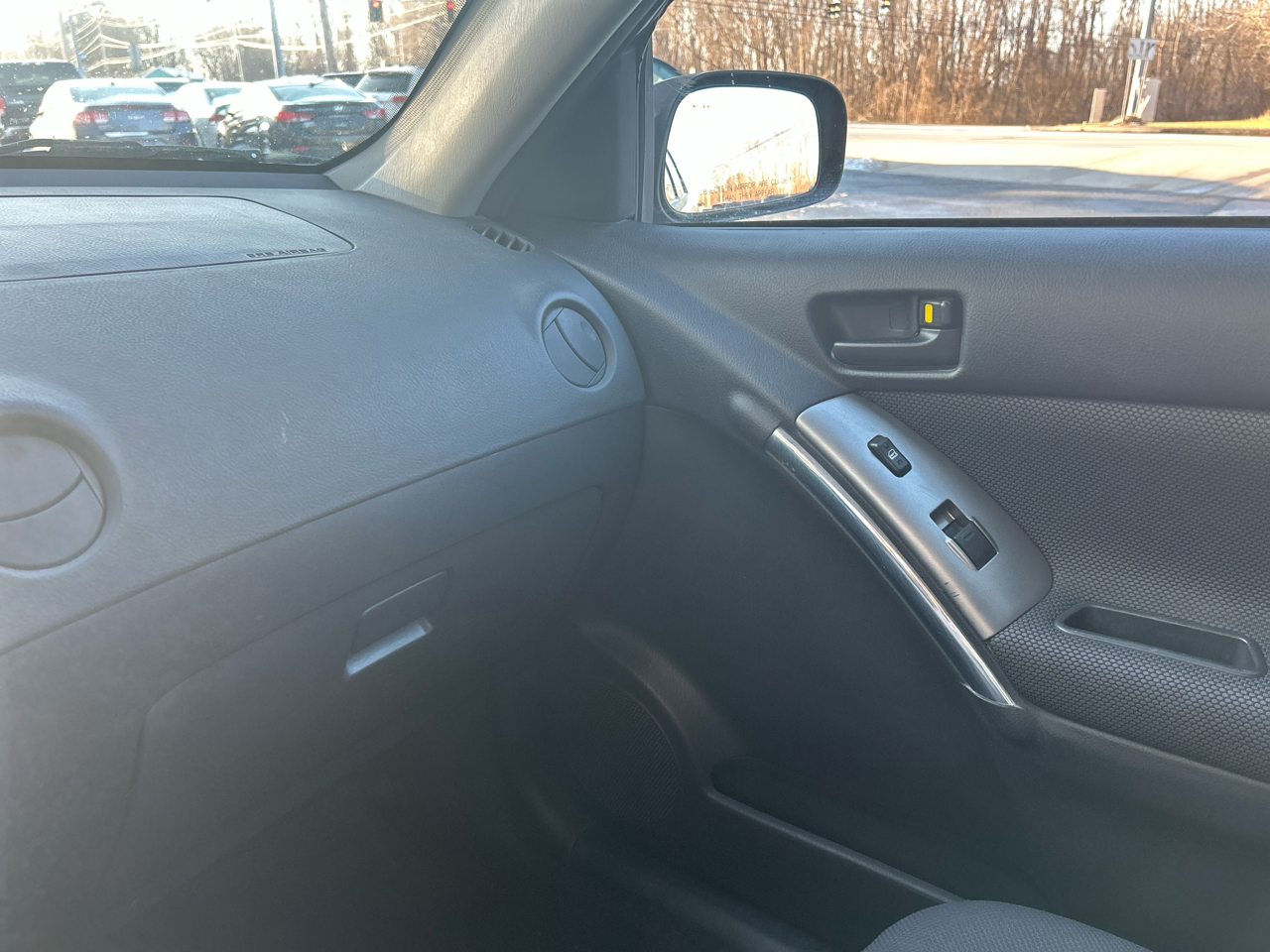 Pontiac Vibe Base 2004