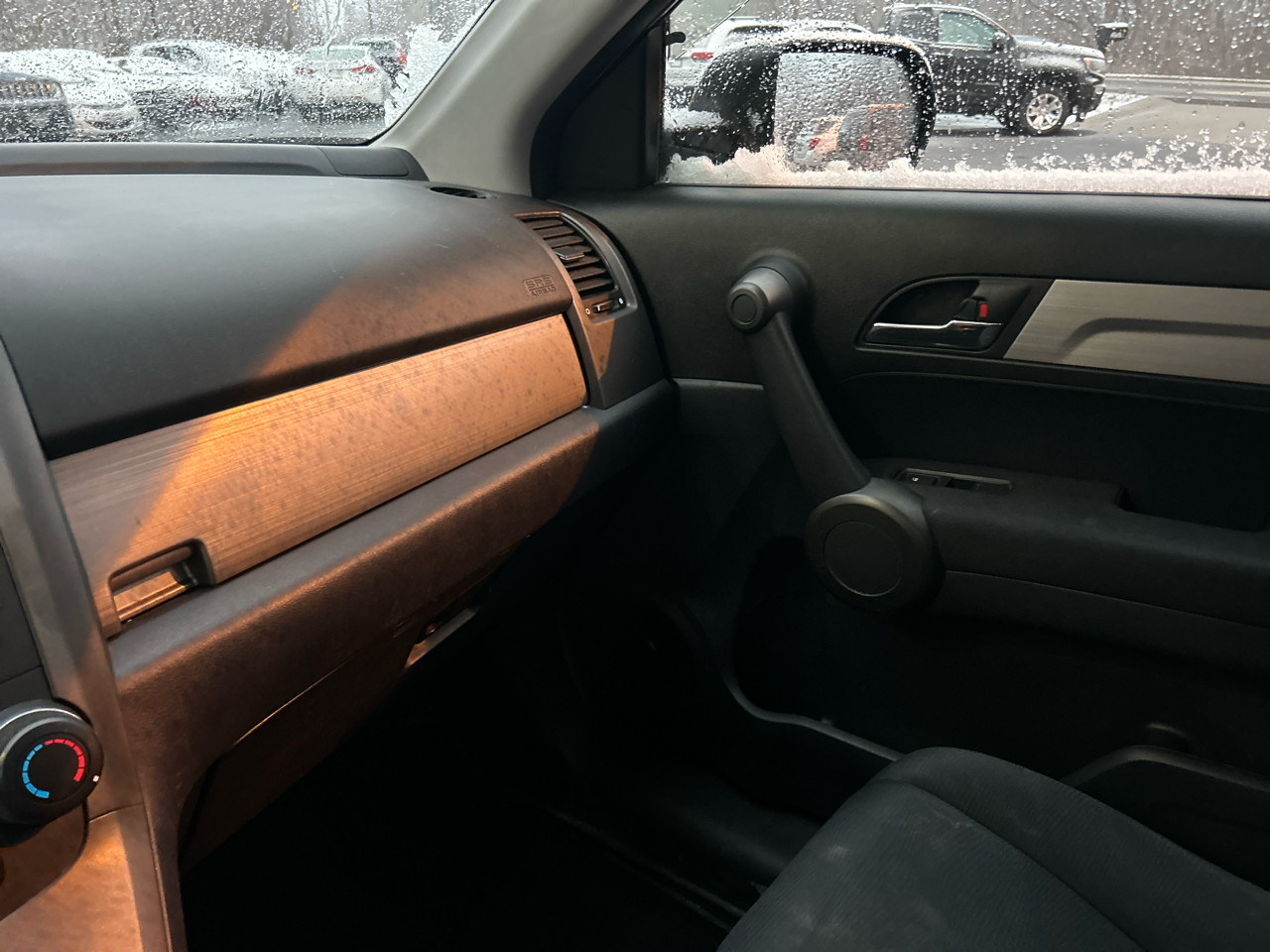 Honda CR-V LX 4WD 5-Speed AT 2011