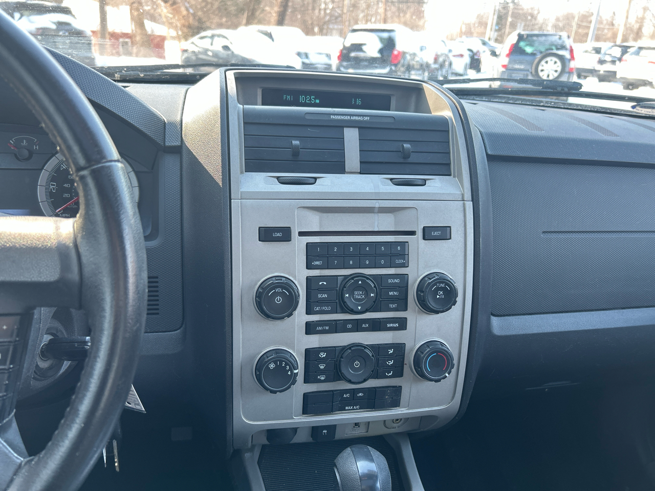 Ford Escape XLT FWD I4 2009