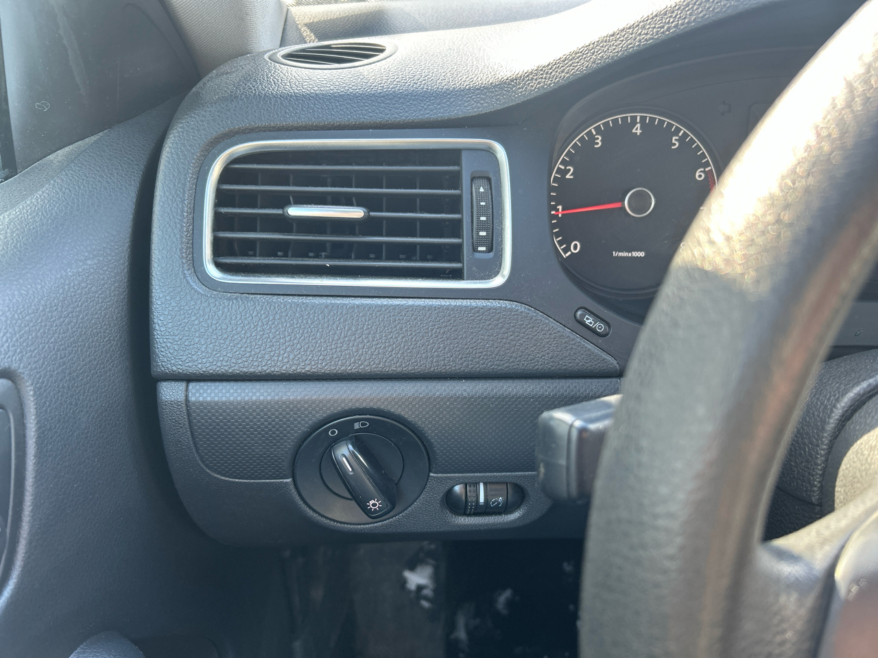 Volkswagen Jetta S 2014