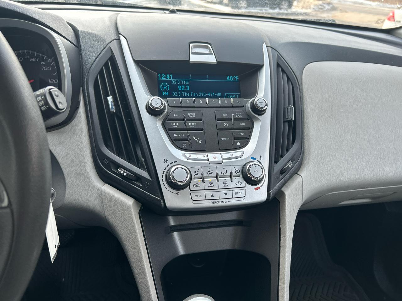 Chevrolet Equinox LS 2WD 2015