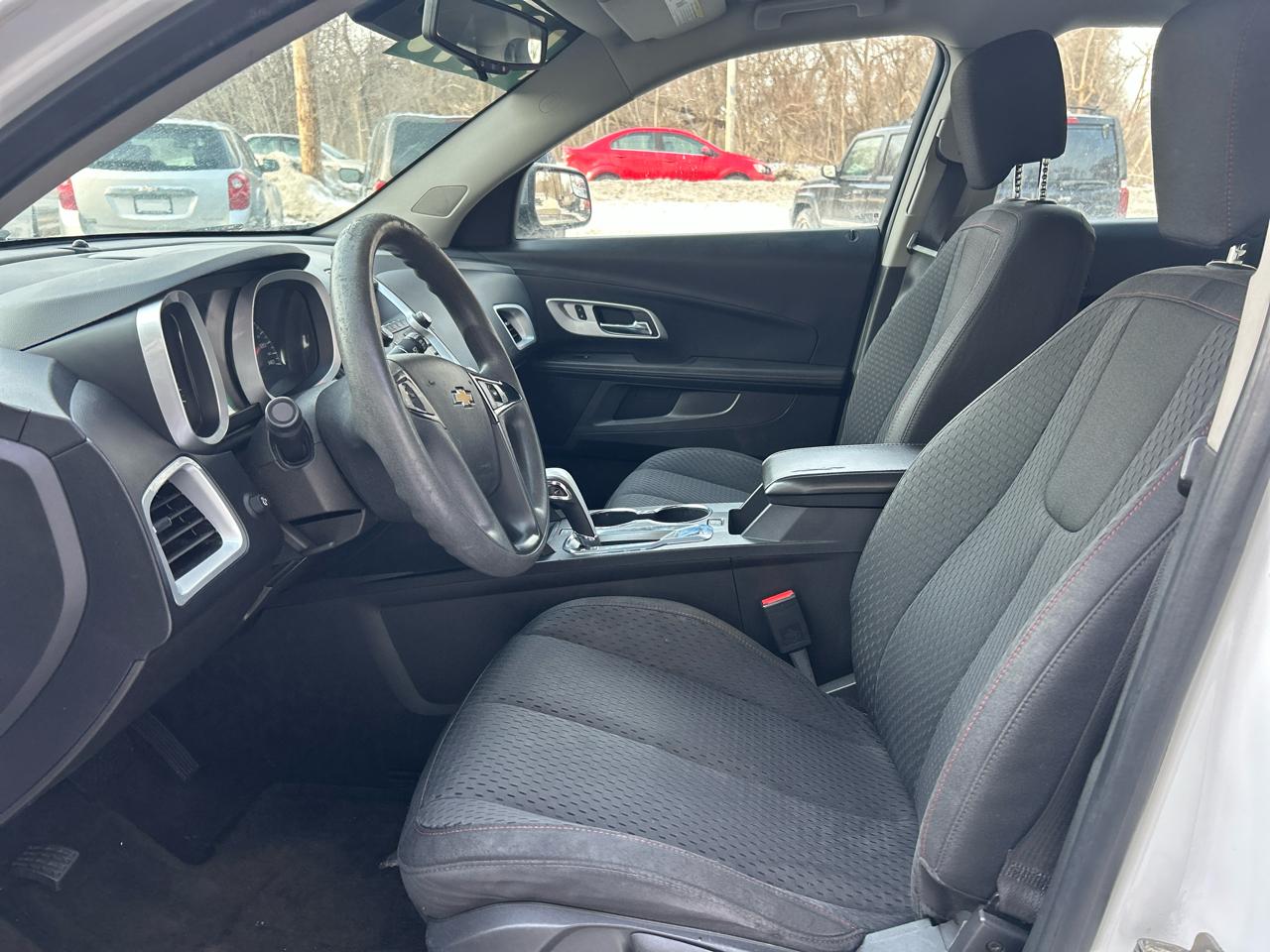 Chevrolet Equinox LS 2WD 2013