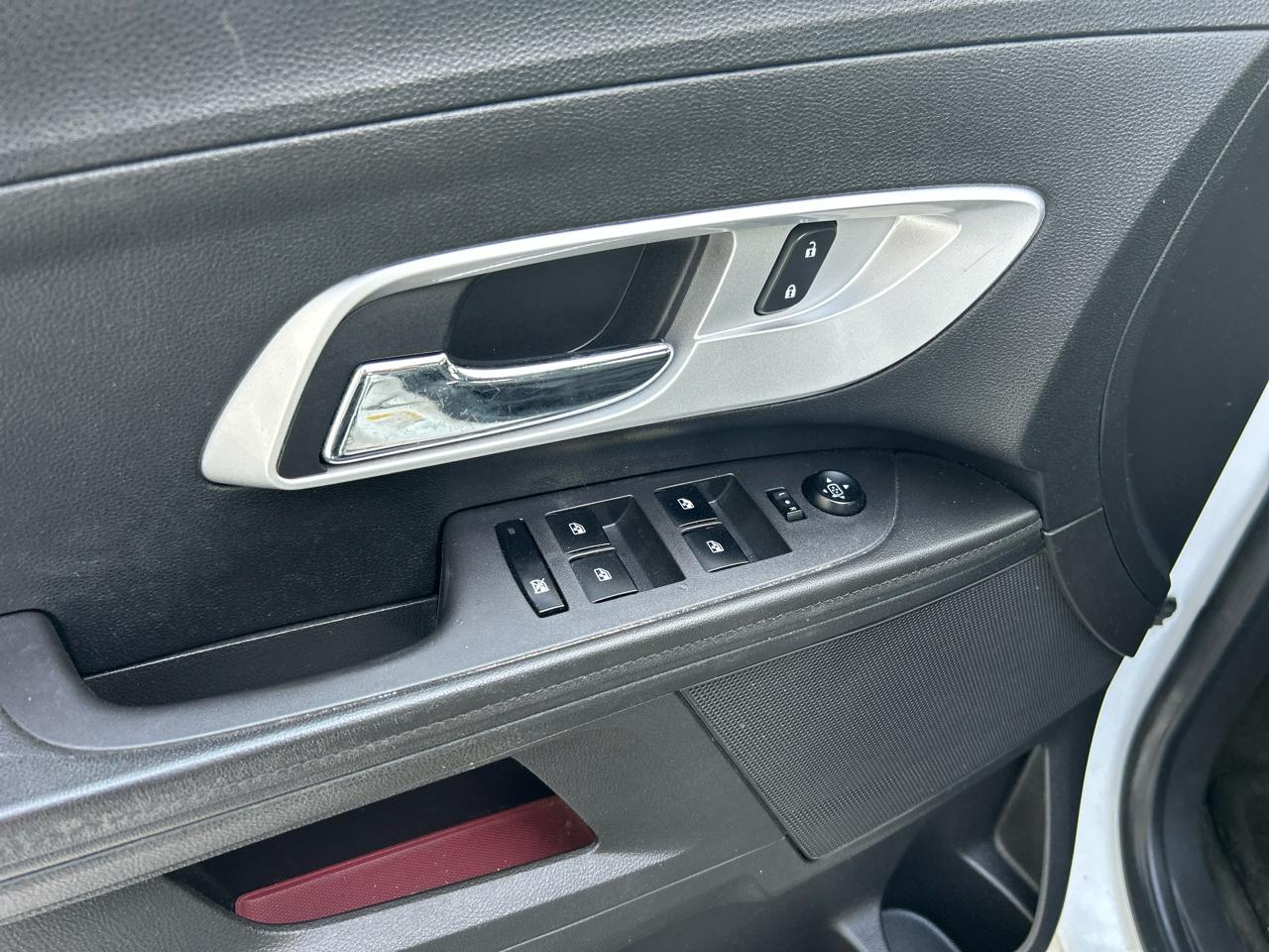 Chevrolet Equinox LS 2WD 2013