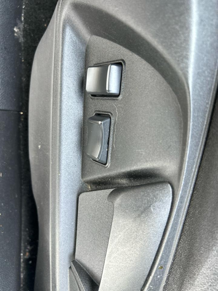 Chevrolet Equinox LS 2WD 2013