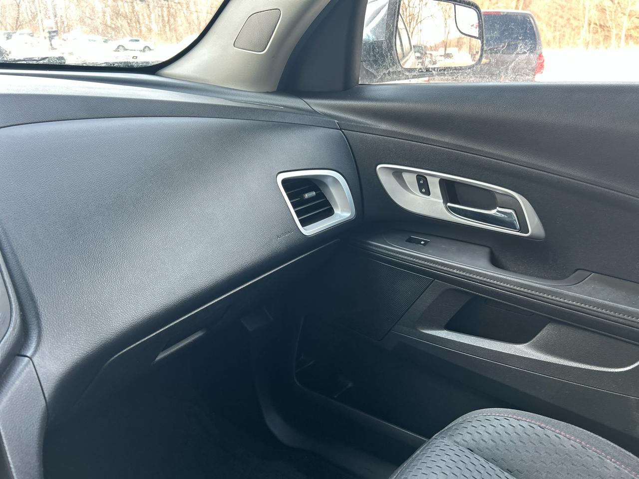 Chevrolet Equinox LS 2WD 2013