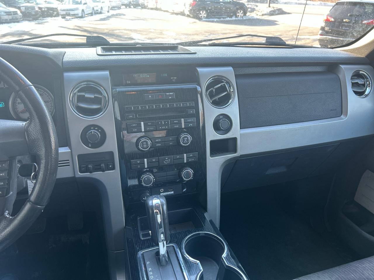 Ford F-150 XLT SuperCab 8-ft. Bed 4WD 2010