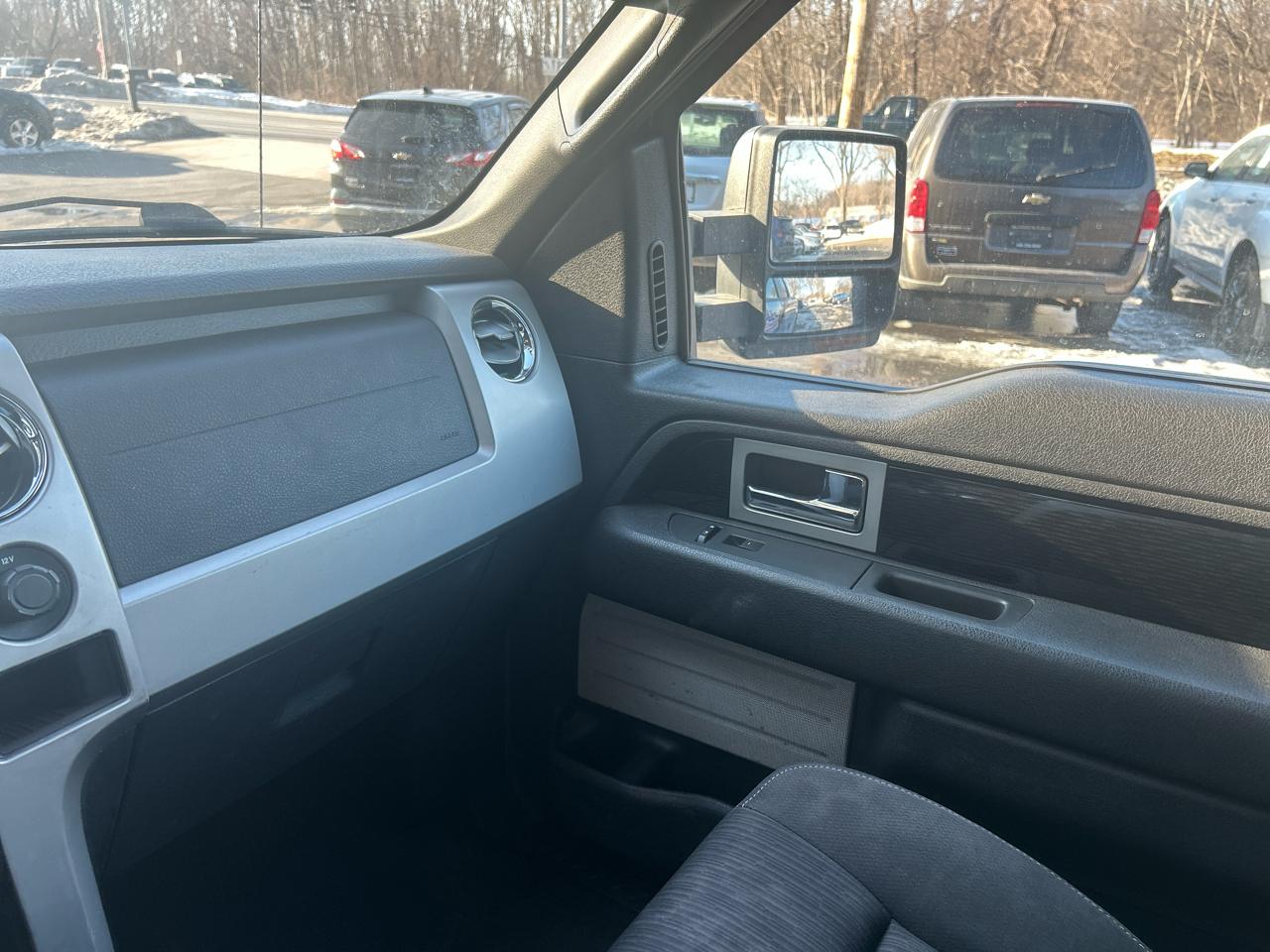 Ford F-150 XLT SuperCab 8-ft. Bed 4WD 2010