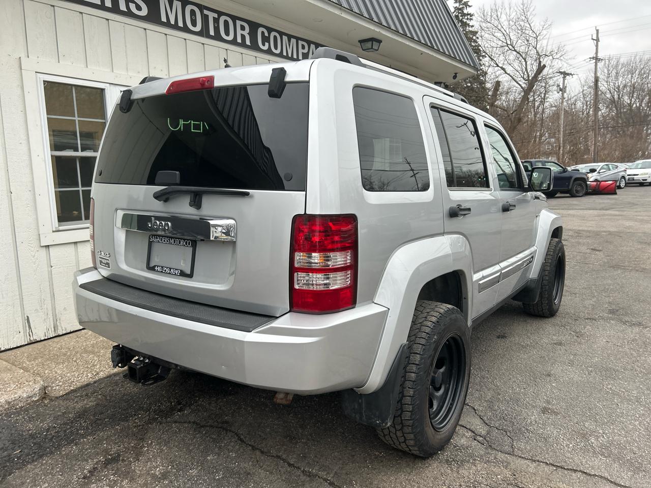 Jeep Liberty Sport 4WD 2011