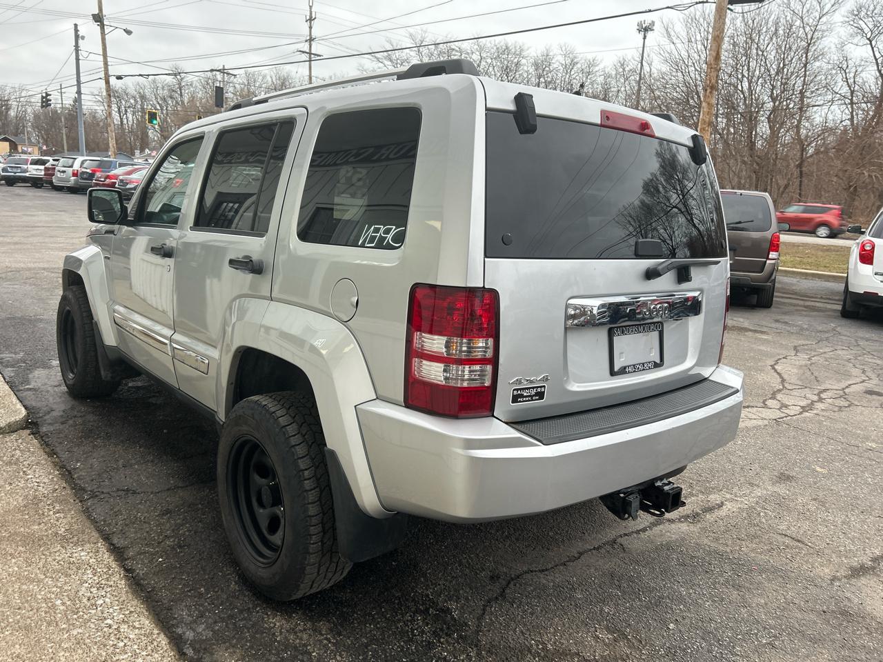 Jeep Liberty Sport 4WD 2011