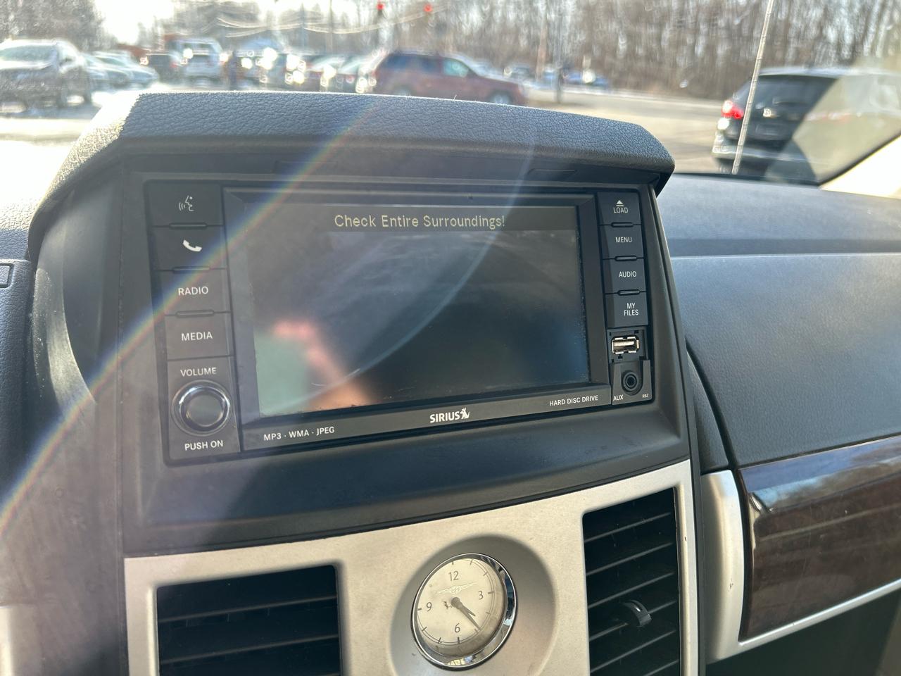 Chrysler Town & Country Touring Plus 2010