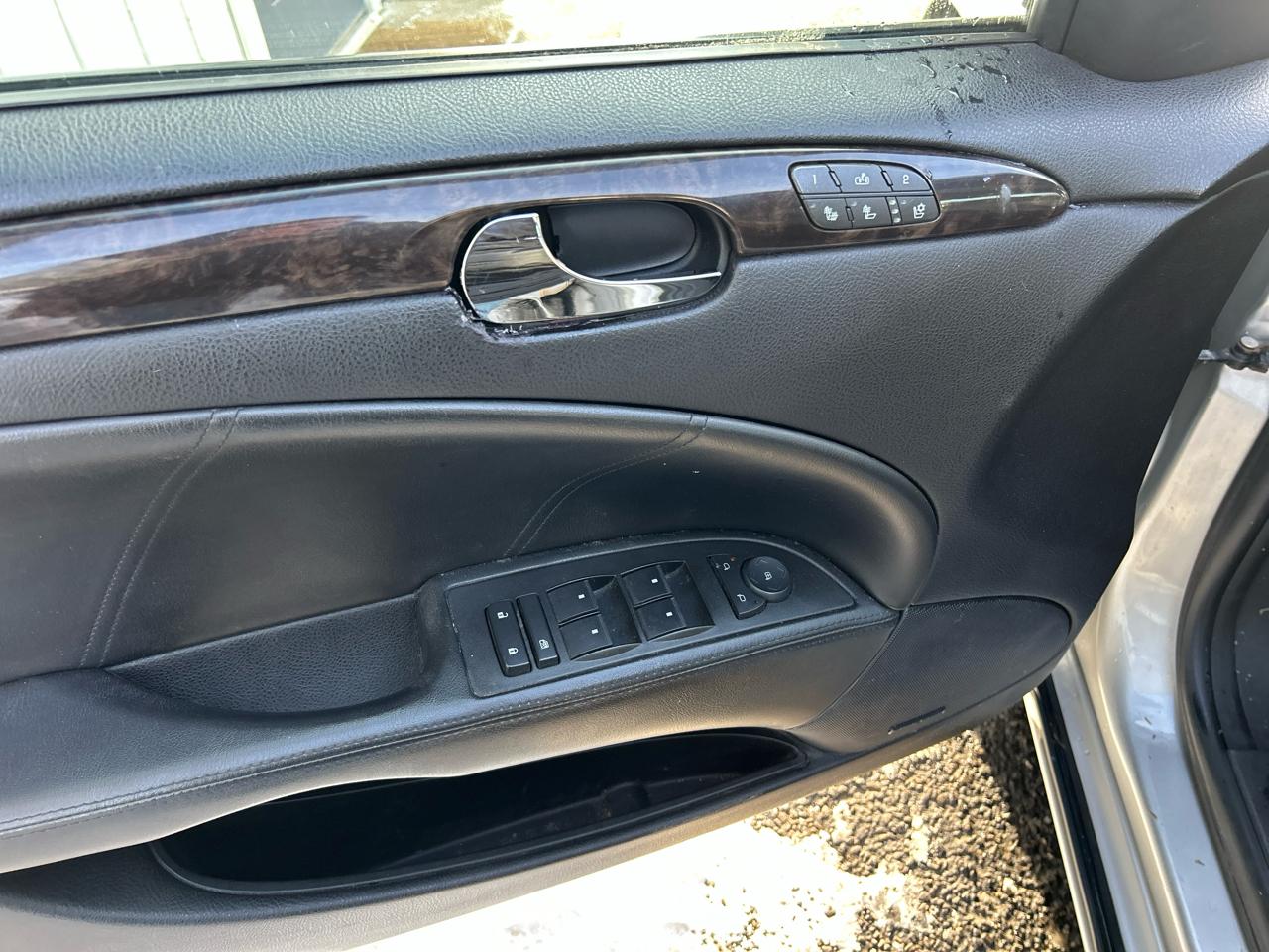 Buick Lucerne CXS 2006