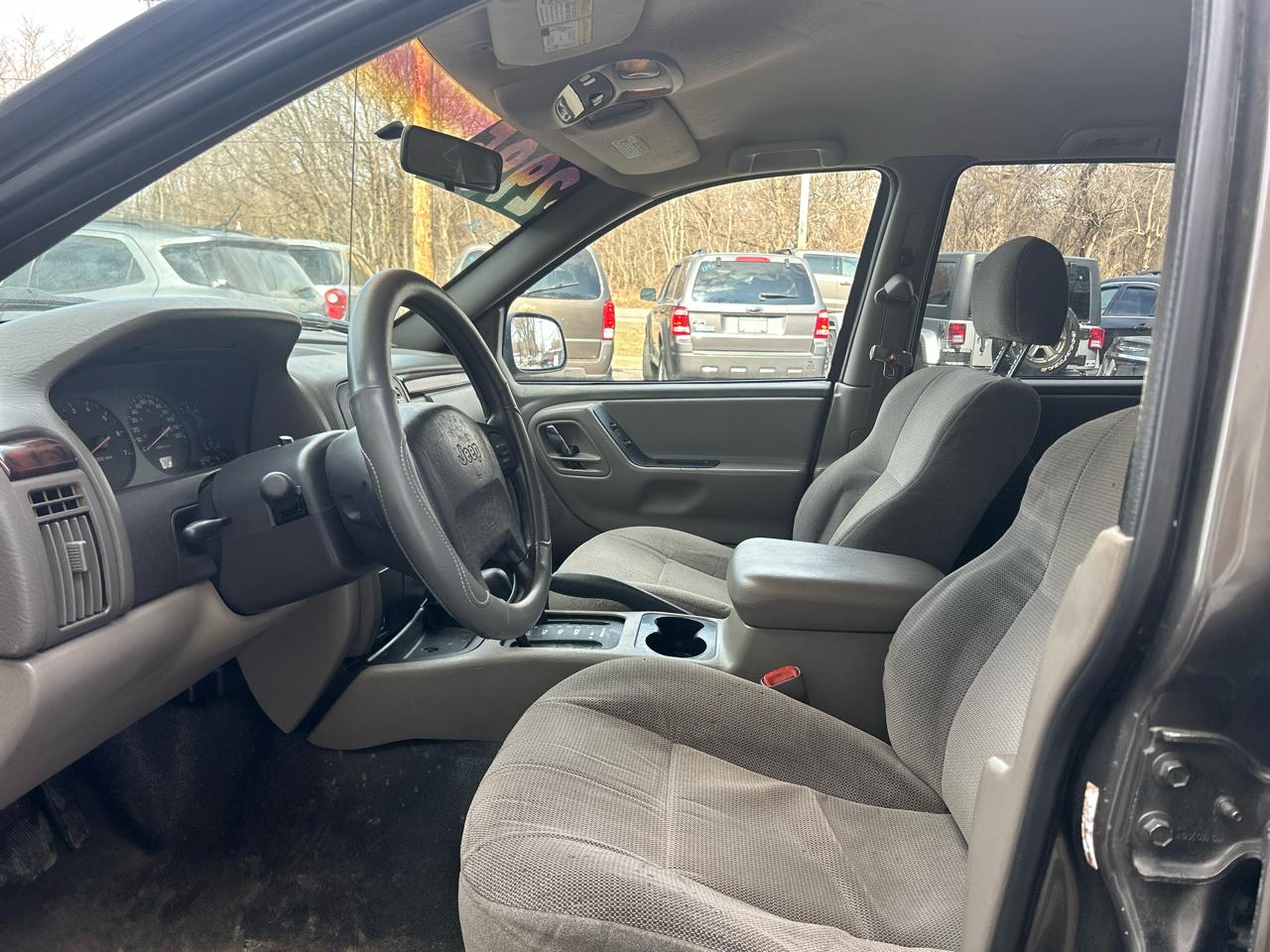 Jeep Grand Cherokee Laredo 4WD 2000