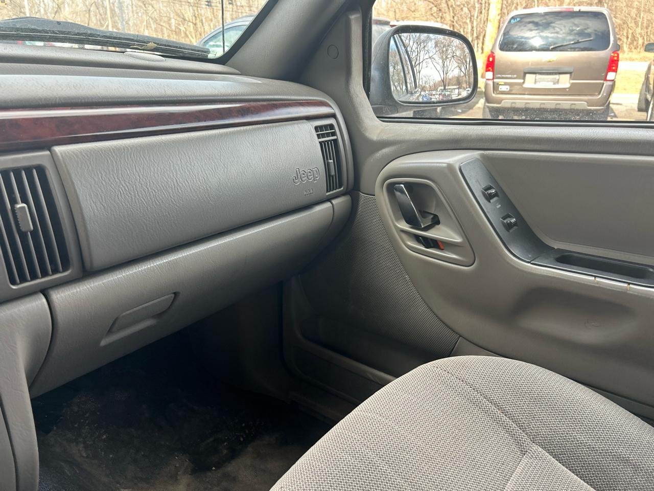 Jeep Grand Cherokee Laredo 4WD 2000