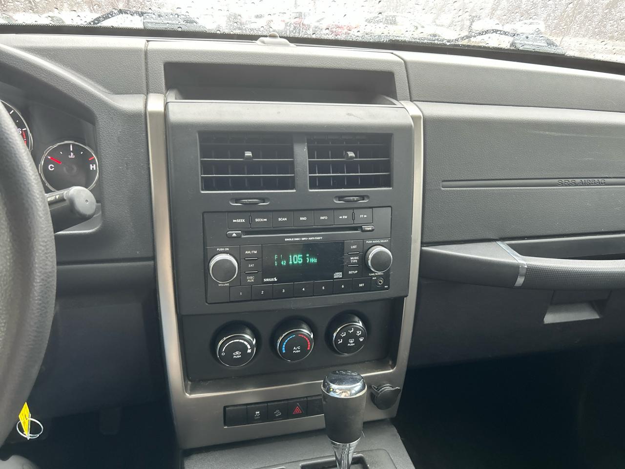 Jeep Liberty Sport 4WD 2012