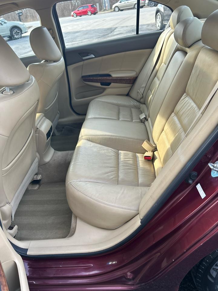 Honda Accord EX-L Sedan AT 2010