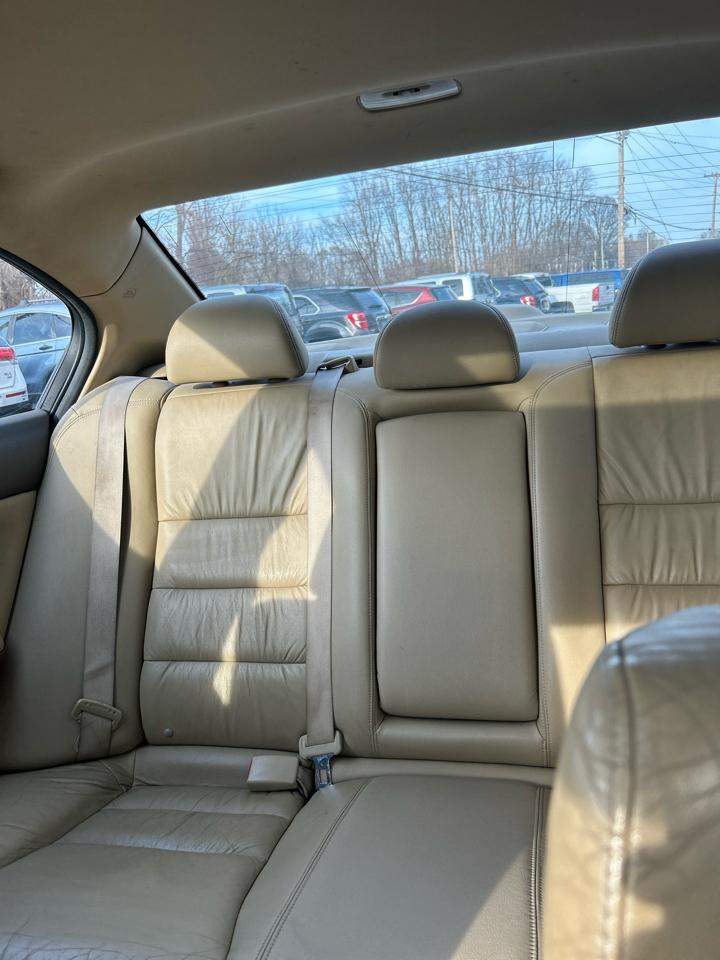 Honda Accord EX-L Sedan AT 2010