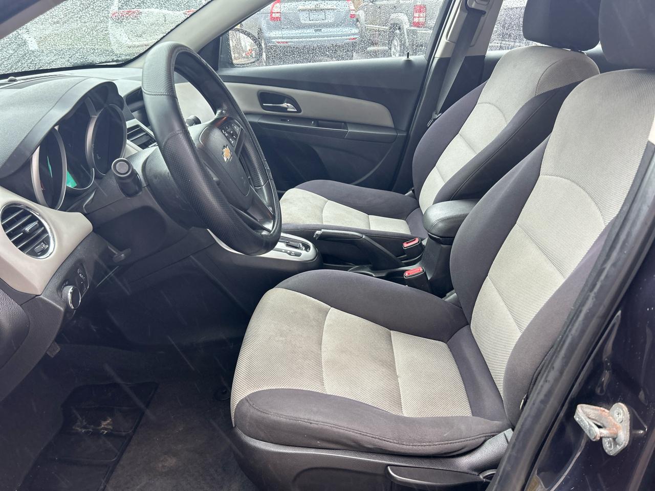 Chevrolet Cruze LS Auto 2015