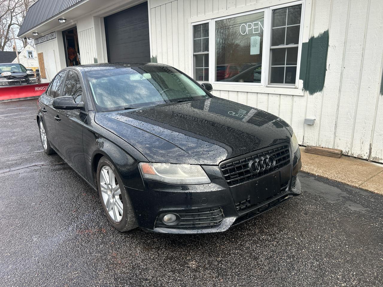 2011 Audi A4 2.0T Sedan quattro Tiptronic