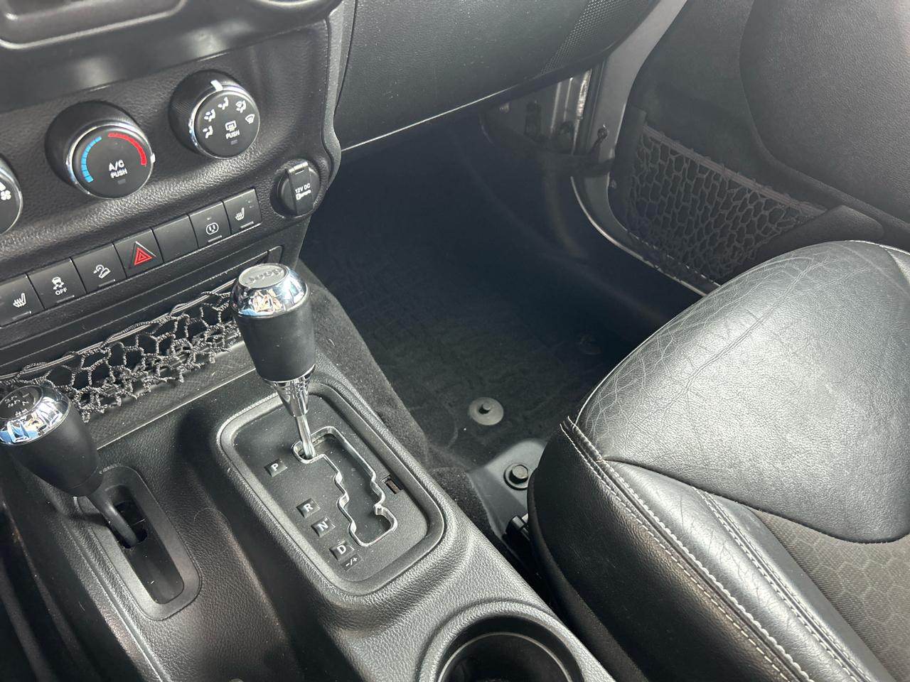 Jeep Wrangler JK Unlimited Sport 4WD 2018