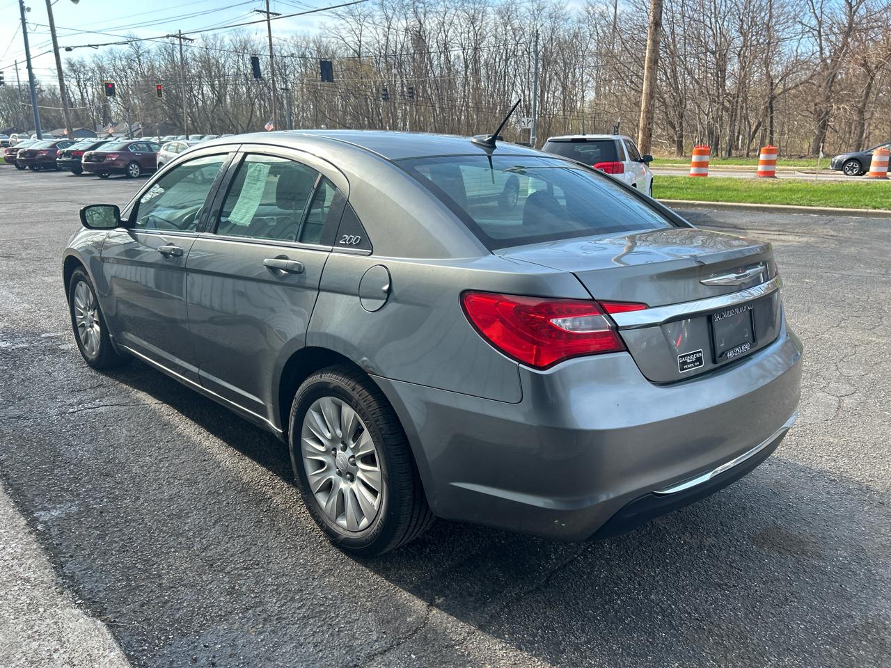 Chrysler 200 LX 2013