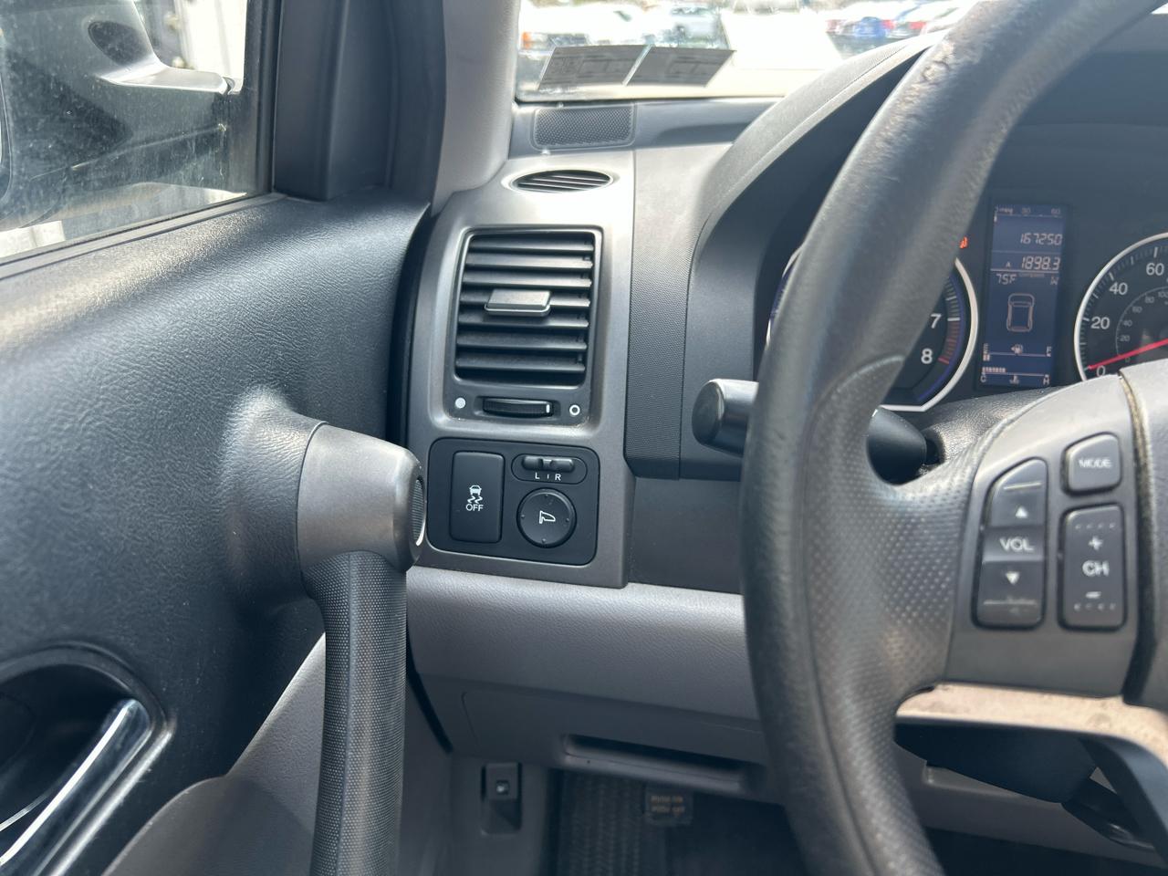 Honda CR-V EX 4WD 5-Speed AT 2011