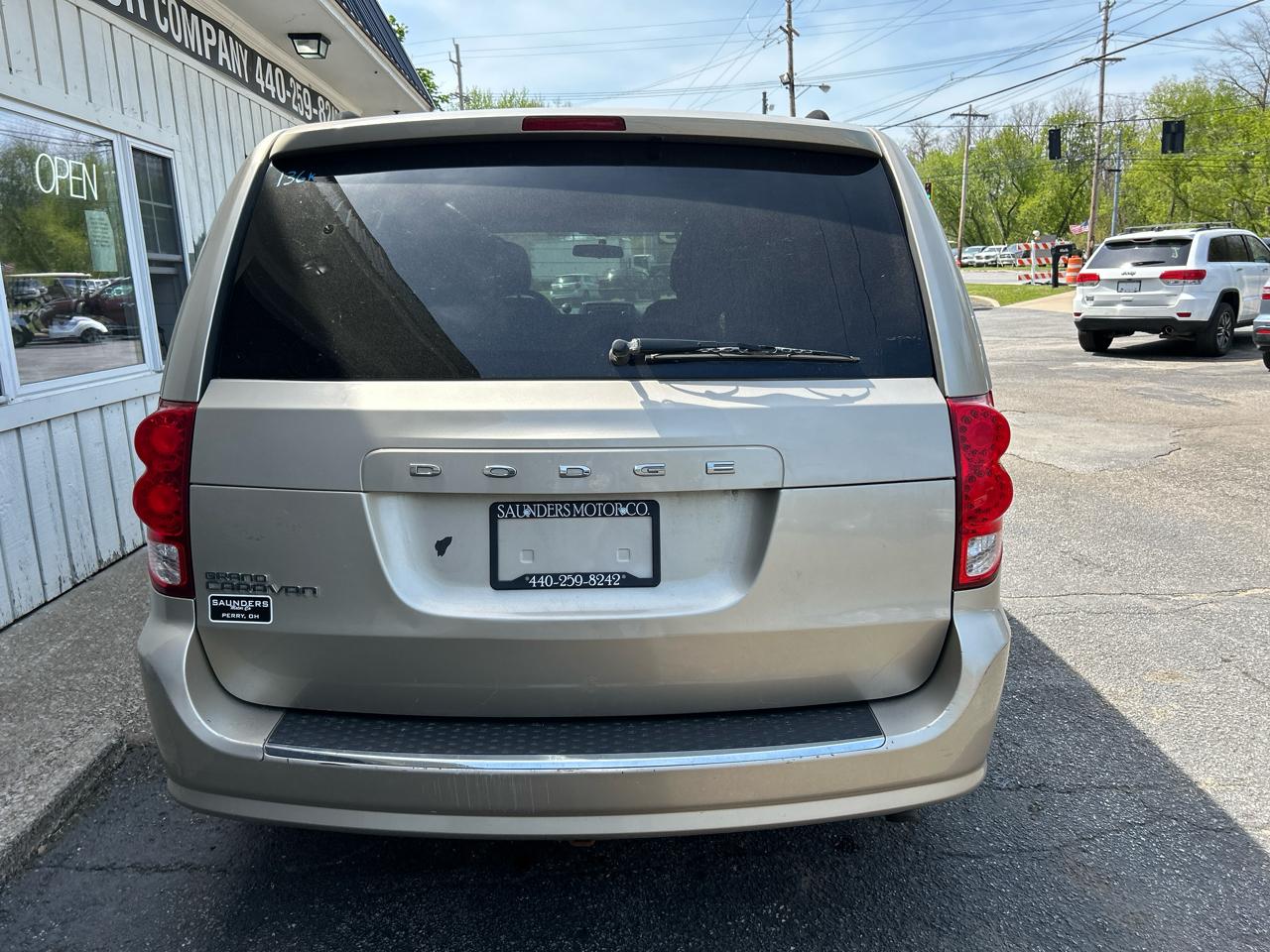 Dodge Grand Caravan SE 2013