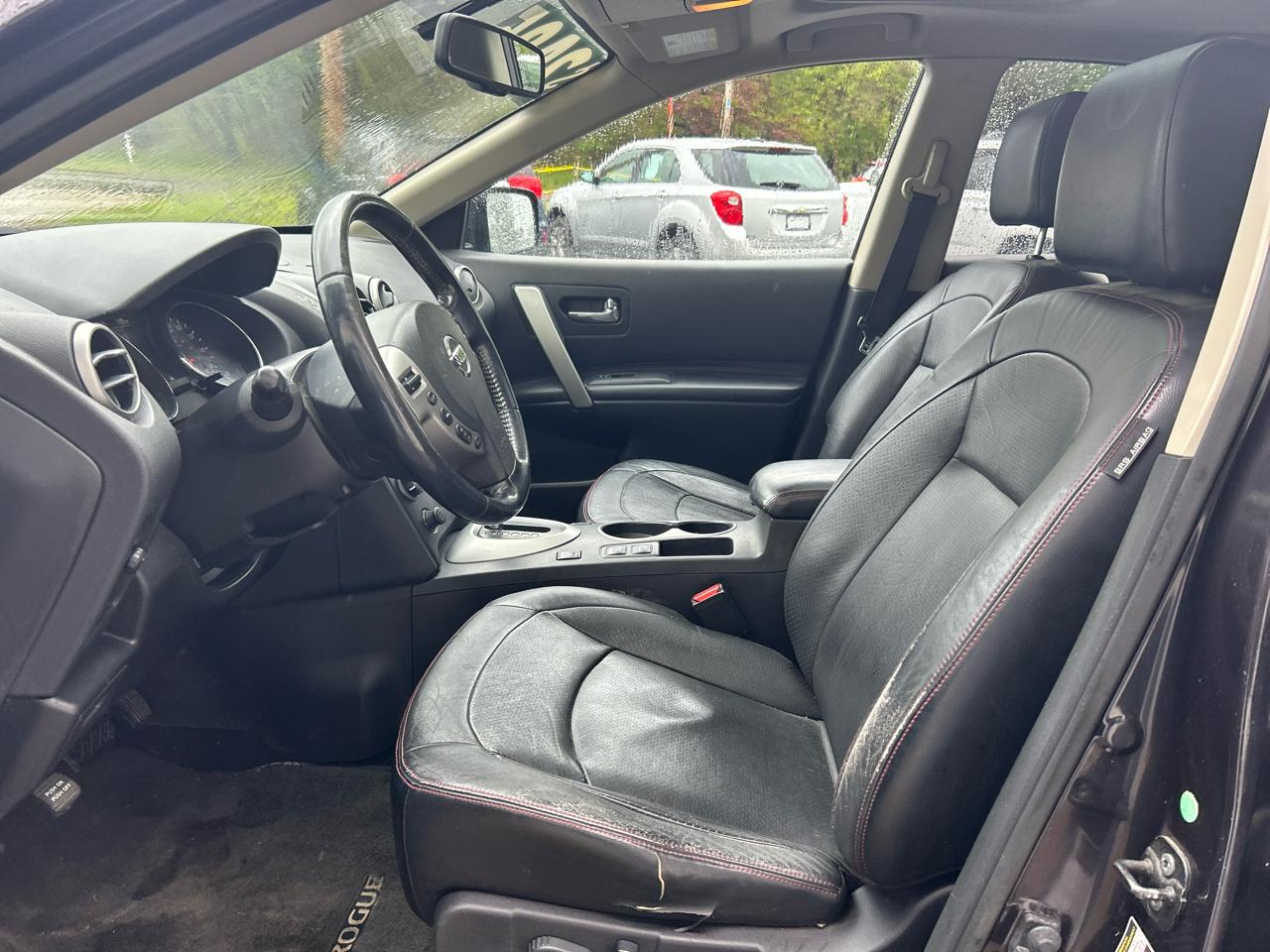 Nissan Rogue S AWD 2012